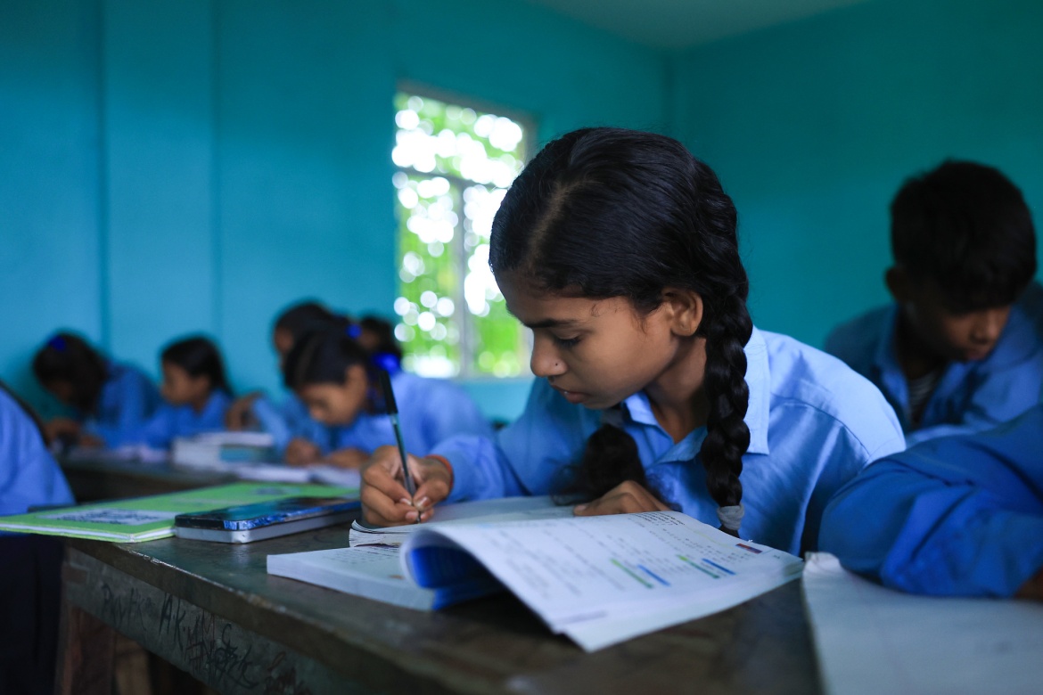 Students at the Shree Kankalini Secondary School in Hanumannagar Kankalini Municipality in Saptari District in Nepal's southern plains. Credit: UNICEF Nepal/Laxmi-Prasad-Ngakhusi